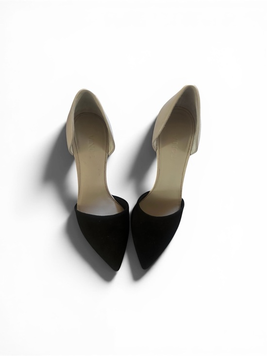 Vince Shoes - Vince Two-Tone Pointed D'Orsay Pumps - Black & Beige
